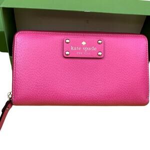 Mint, Never Used Spade Newberry Lane Zip Around Leather Wallet Pink WLRU1153